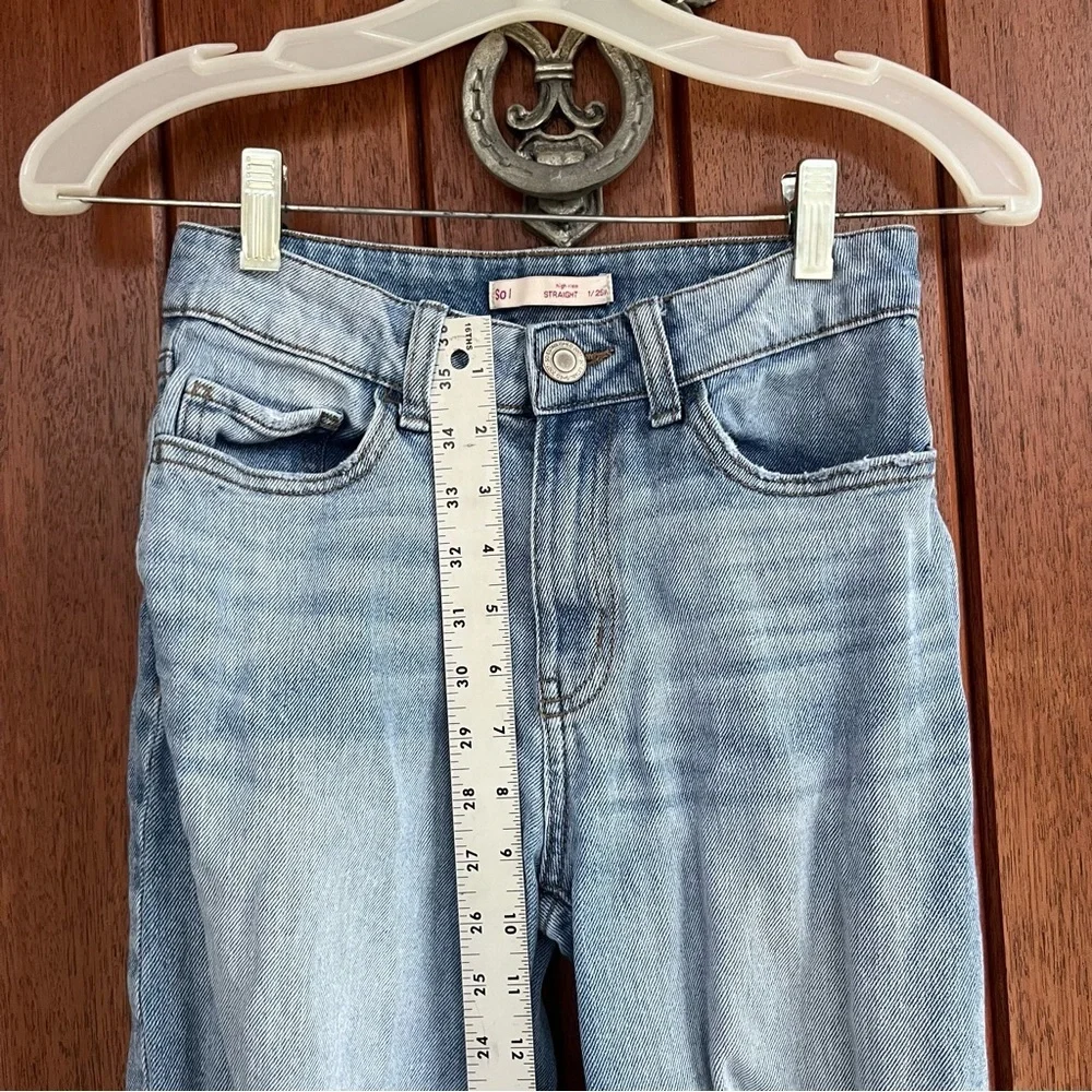 Sol Distressed Straight Leg Jeans - Picture 7 of 8